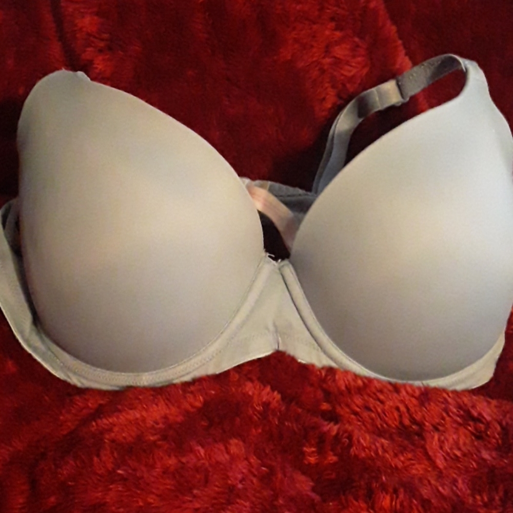 PINK lightly lined bra